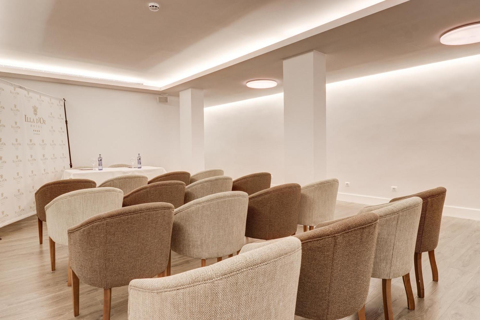Hotel Illa D'Or & Club Apts 4* Sup 포엔샤 항구 외부 사진