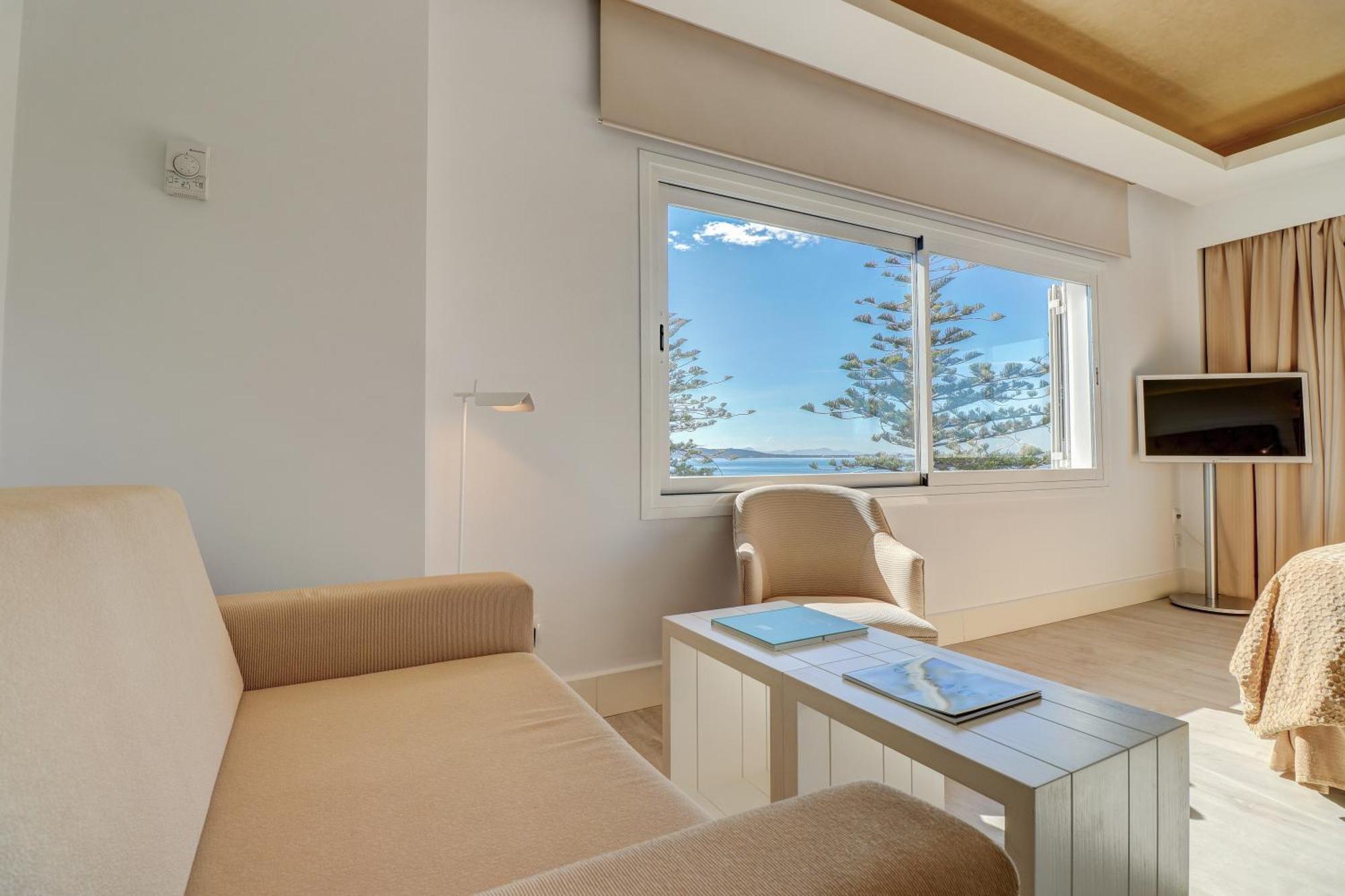 Hotel Illa D'Or & Club Apts 4* Sup 포엔샤 항구 외부 사진
