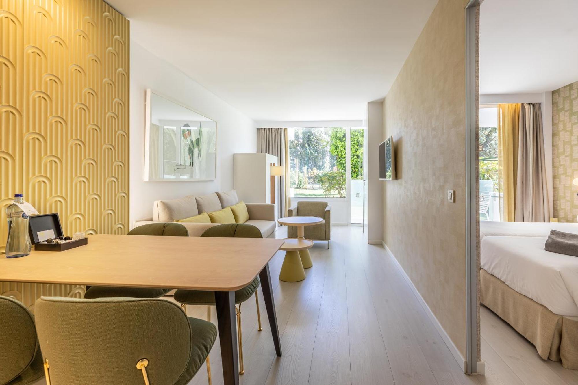 Hotel Illa D'Or & Club Apts 4* Sup 포엔샤 항구 외부 사진